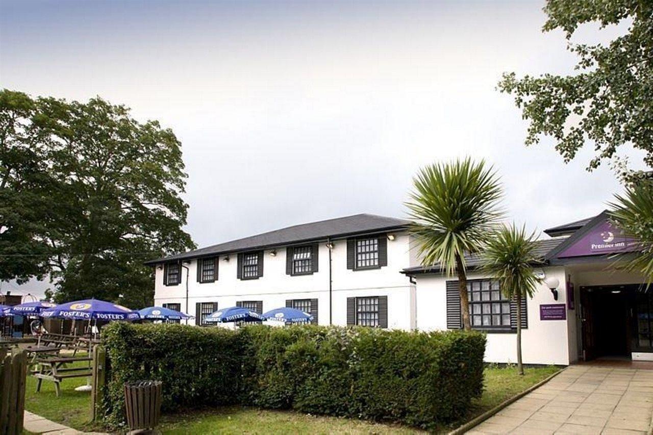 Premier Inn Cobham Собхэм Экстерьер фото