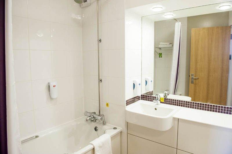 Premier Inn Cobham Собхэм Экстерьер фото